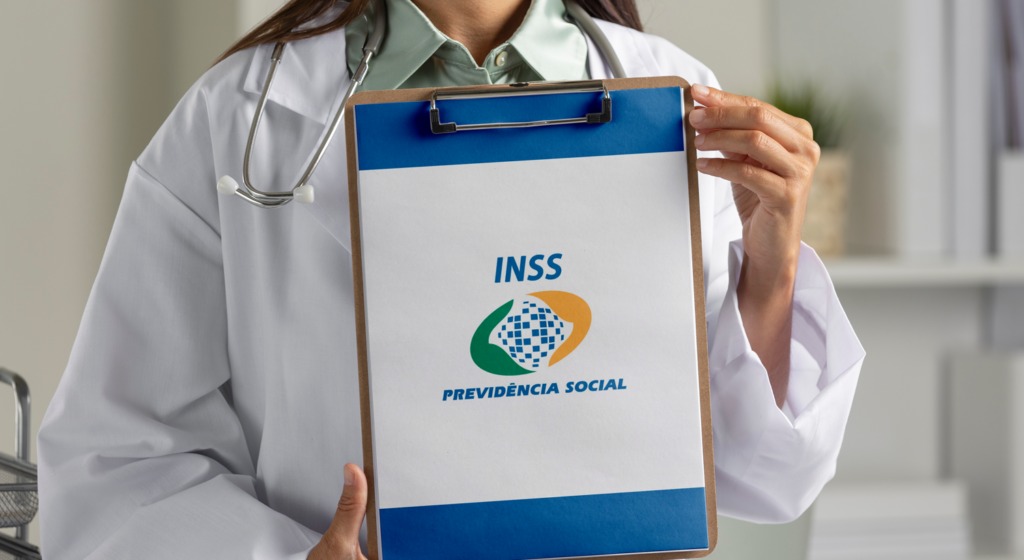 Saiba o que fazer para conseguir o auxílio-doença e como buscar seu direito judicialmente se sua perícia médica for negada pelo INSS.