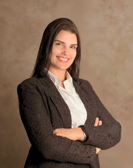 Camilla Tallon Advogada Tributarista Associada ao FSA Fávero Sociedade de Advogados